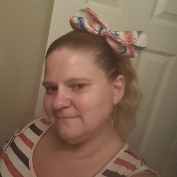 Meet your Posher, Jennifer - Picture 4 of 12